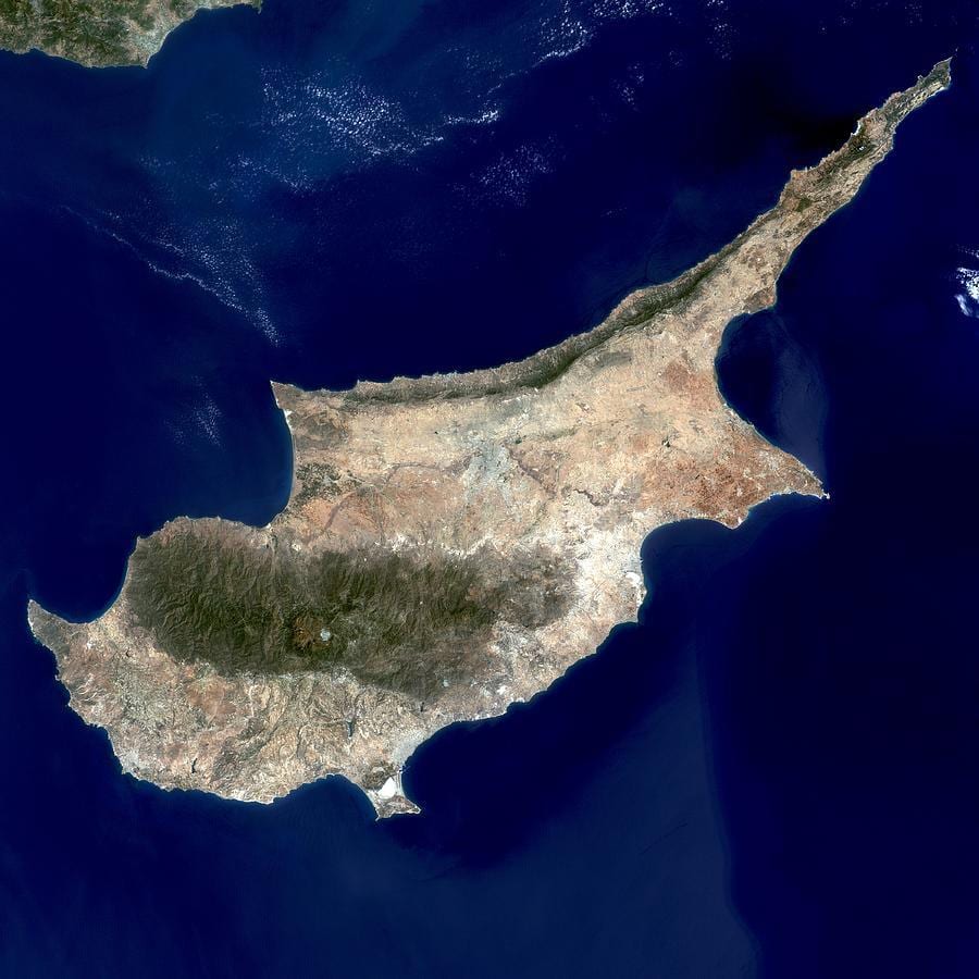 Cyprus peta satelit